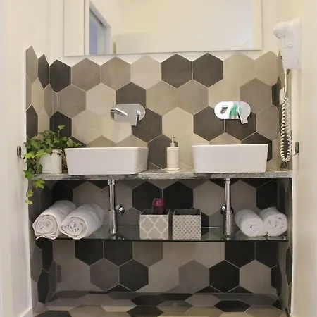 Cas'amuri * Syracuse